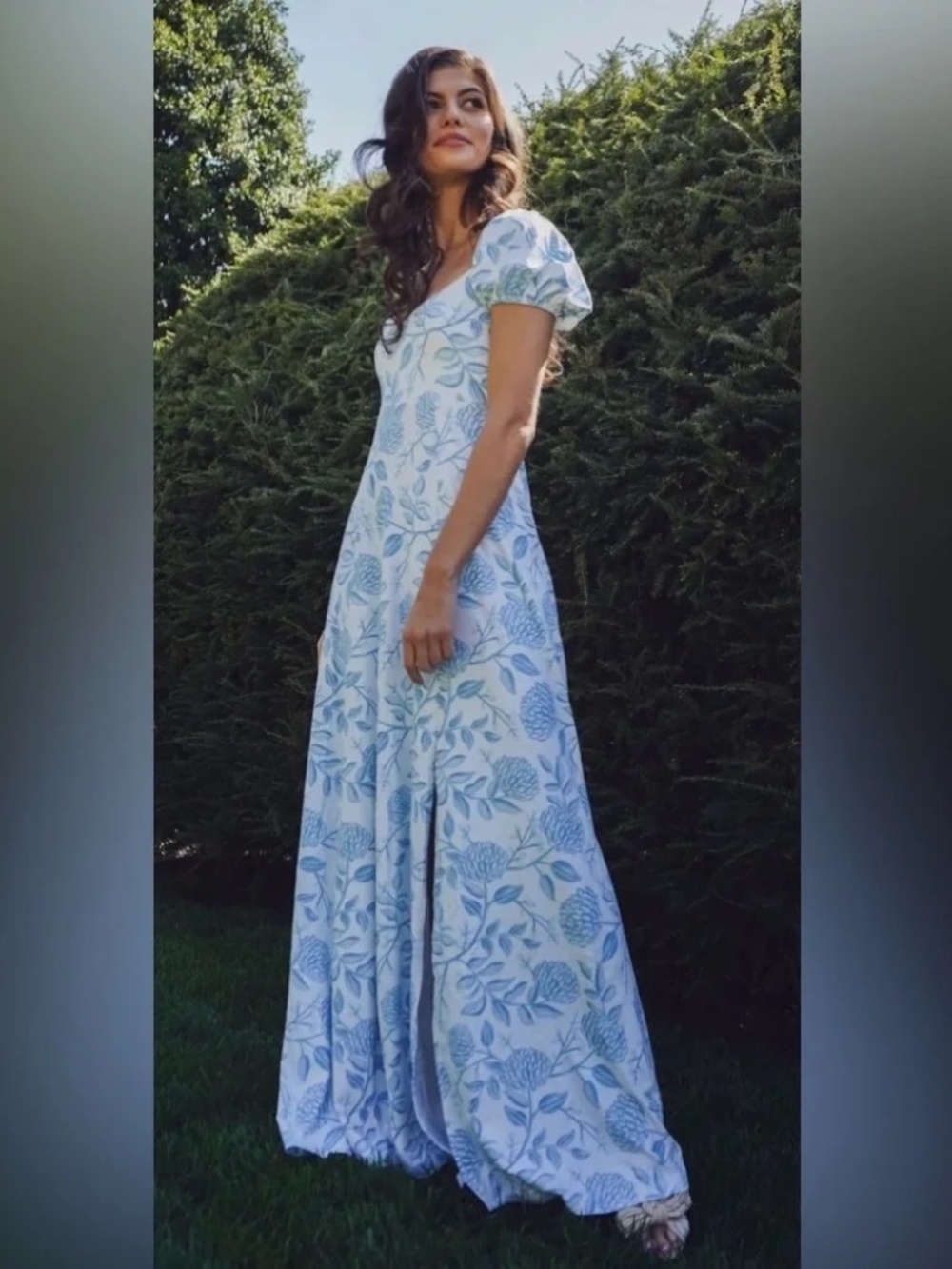Smith & Quinn Elizabeth Maxi Dress in Dusty Bloom white blue Size Large